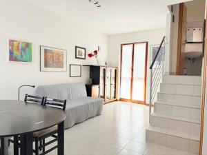 SE249 - Montemarciano, ampio trilocale vicino al mare