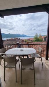 Lukanov Apartments - Lake view