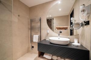 Montello Hotel