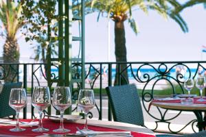 31 Promenade des Anglais, 06000 Nice, France.