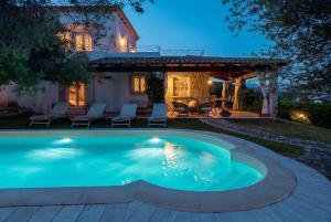 Villa Luciva by Klodge
