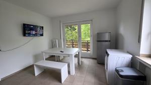 Voll ausgestattet, 3 Schlafzimmer, 2 Balkone, Top WIFI und Parkplatz- in Bielefeld