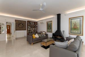 Villa Cerro Gordo with private Pool – La Herradura