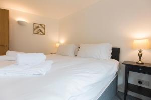 Raleigh Square - 2BR Ground-Floor Apartment in Nottingham