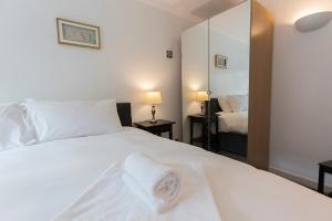 Raleigh Square - 2BR Ground-Floor Apartment in Nottingham