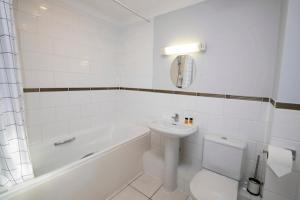 Bracknell Two Bedroom Apartment with Parking