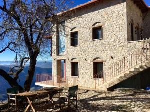 AlmondHouse Suites with Fireplace - ADULTS ONLY Parnassos Greece