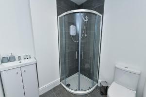 Charming 2Bed Flat - Spacious & Prime Location