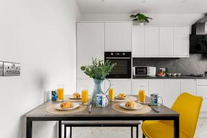 Stylish & Spacious Home in the Heart of Leeds