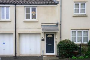 Cosy 2-Bed Apartment in Frome Near Town Centre!