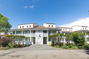 Duplex Piscine et Proche Plage