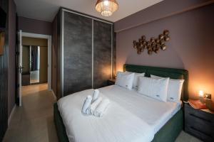 Topaz Apartment 71 in Odyssey pools spa n parking