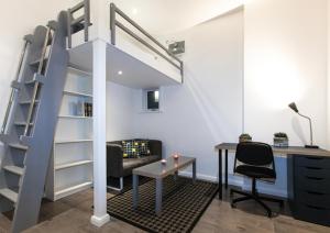Finsbury House