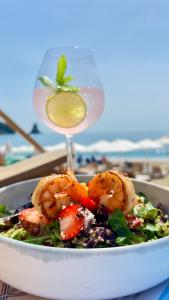 Romantic Palace Beach Apartments