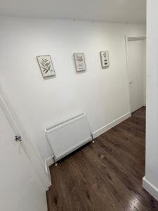 Flat F Sleep 8 on Wandsworth Road