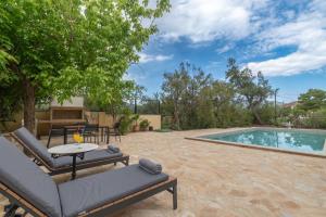 Yiolanda Pool Villa by "Elite"