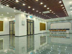Bukit Indah Skytree Comfort Creamy Studio Apartment