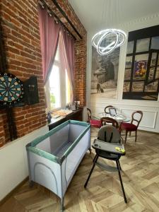 Klimatyczny Loft z Antresolą Centrum blisko PIOTRKOWSKA MURALOWA PRZYSTAŃ klimatyzacja FV