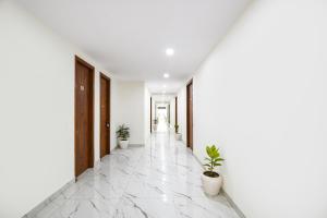 FabHotel Evegreen, Faridabaad