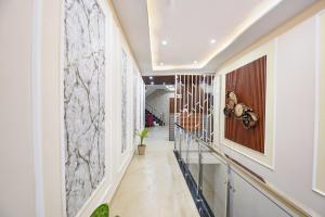 FabHotel Regal Palace Stay