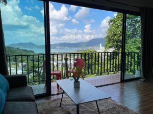 Unique Sea View House 1 bedroom Sabaly C3