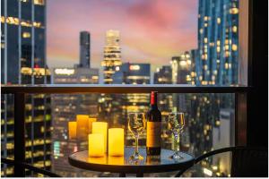 Cozy 1BR Melbourne Escape Balcony Pool GYM