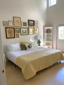 Charming Farmhouse Cottage Perfect for Family-Friendly Getaways in Signal Mountain, Chattanooga
