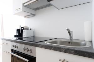 Modern Stylish Apartment with Free Parking