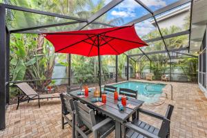 Coconut House - 606B