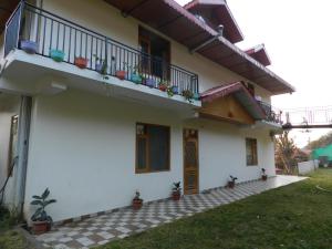 The Banoak homestay