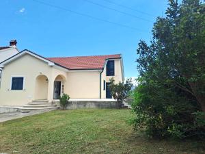 House Leana Herceg Novi