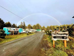Breathtaking Tiny House in Waldport, Oregon