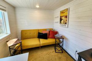 Breathtaking Tiny House in Waldport, Oregon