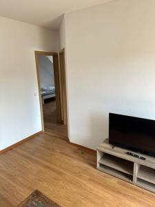 3 Zimmer Wohnung mit Balkon und Waschmaschine