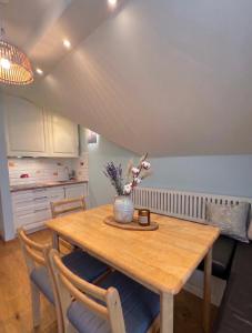 Love Avenue Sea Side Apartments