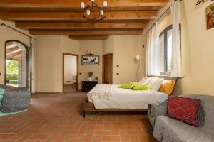 Villa Belvedere San Bartolo by PosarelliVillas