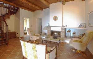 Nice Home In Satriano