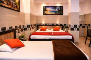 Hotel Fabulous - Nizamuddin Railway Station