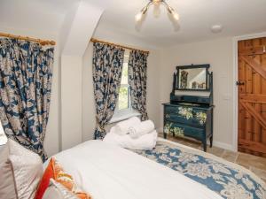 Thatchers Cottage - Ukc3956