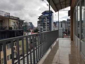 ლუქს ბინა ბათუმში
