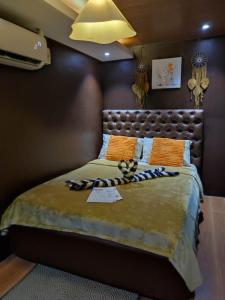 Marcus Tiny House - Chocolate in Cabanatuan City