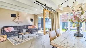 Küstenkojen - GROSSE FREIHEIT, FeWo für 1-4 Personen mit 1 Schlafzimmer Terrasse und Garten - Hunde willkommen