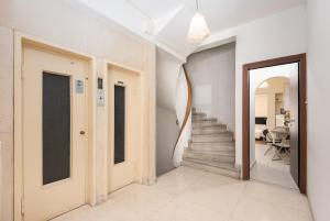 Charming Tosista Apartment -Cozy, Central, Stylish