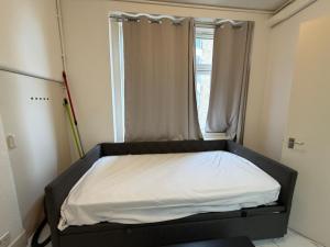 Second floor 2 bedroom flat miles NW1