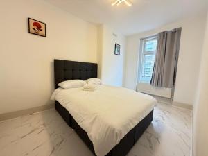 Second floor 2 bedroom flat miles NW1