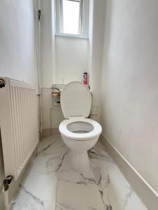 Second floor 2 bedroom flat miles NW1