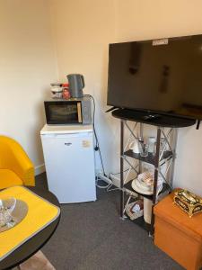 Self-Contained Studio with Ensuite & Private Access