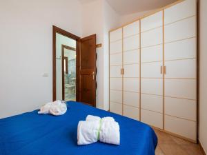 Sea view apartment with shared pool img10