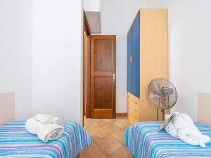 Sea view apartment with shared pool img14