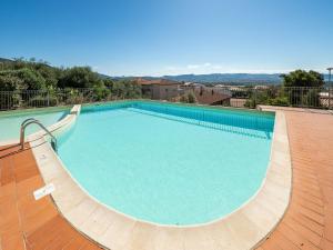 Sea view apartment with shared pool img21
